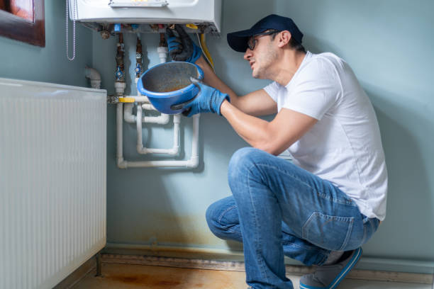 Best Clogged Drain Plumber  in Crump, TN